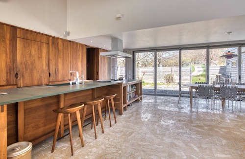 Shorewood Casa | Beautiful Shelter Island/Hamptons Beach House Monthly Rental