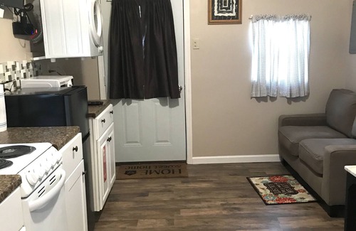 Garfield Apartamento | Beautiful Single “Full Sized”Bedroom Cabin