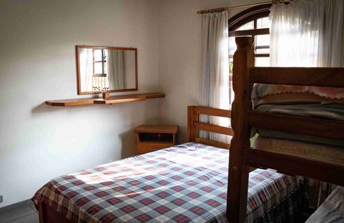 Sao Roque Casa | beautiful place and super well located, almost next to shopping Catarina in condo