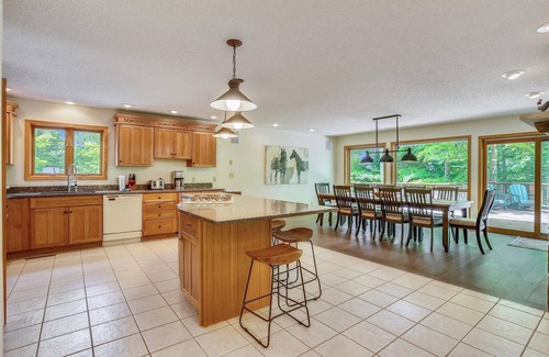 Timberline Casa | Beautiful slope side home! Come and enjoy life at Dew Revue!!