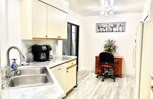Port Malabar Casa | Beautiful Spacious 4 bedrooms Brick Villa- Pet Friendly