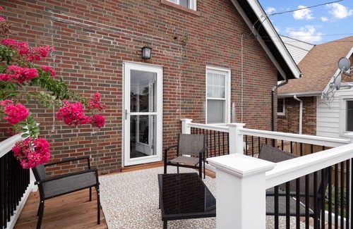 Northampton Casa | Beautiful & Spacious Bungalow - Near Zoo-Downtown