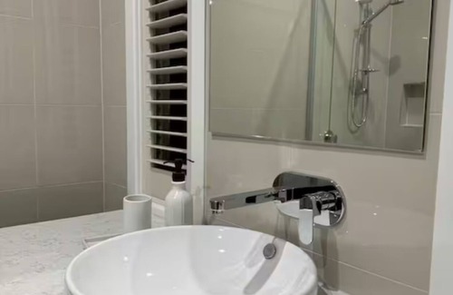 Werribee Casa | Beautiful spacious home for family and friends!