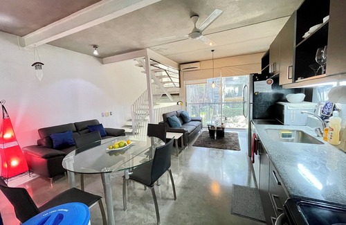 Santa Ana Casa | Hermoso y Muy Amplio Loft. A 5 minutos caminando de Santa Ana Centro!