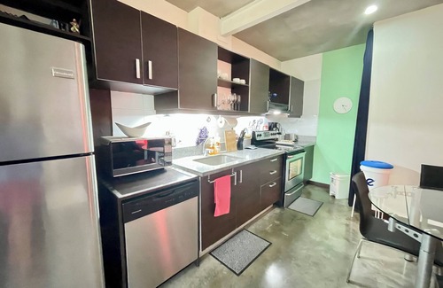 Santa Ana Casa | Hermoso y Muy Amplio Loft. A 5 minutos caminando de Santa Ana Centro!