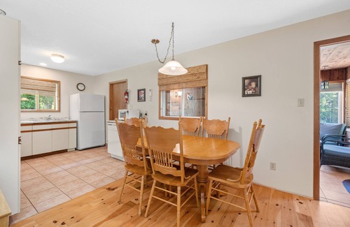 Stanley Bridge Cabaña | Hermosa Stanley Bridge Harbour View Cottage