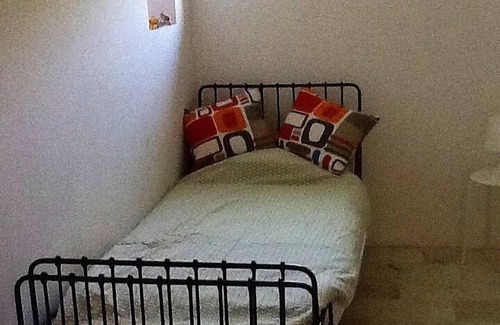 Cingoli Otro | Hermosa casa de piedra y Piscina Privada gran jardín y wifi gratuito. Capacidad para 8 personas.