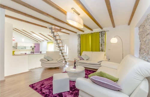 Crno Casa | Alojamiento de 3 habitaciones en Zadar