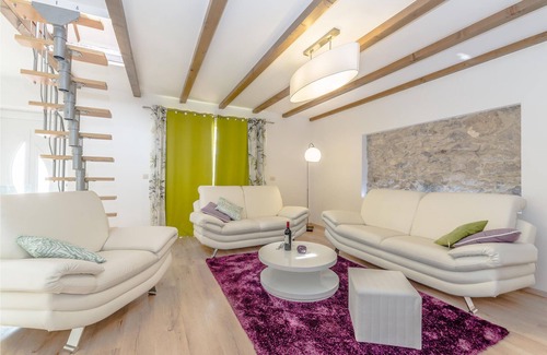Crno Casa | Alojamiento de 3 habitaciones en Zadar