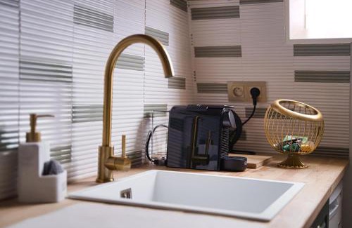 Neuilly-sur-Seine Apartamento | Beautiful Studio Metro and Paris at Your Door