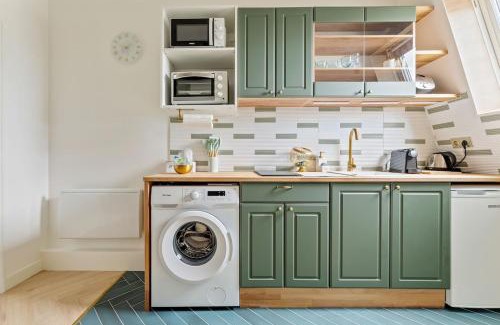 Neuilly-sur-Seine Apartamento | Beautiful Studio Metro and Paris at Your Door