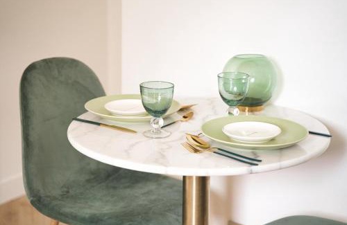Neuilly-sur-Seine Apartamento | Beautiful Studio Metro and Paris at Your Door