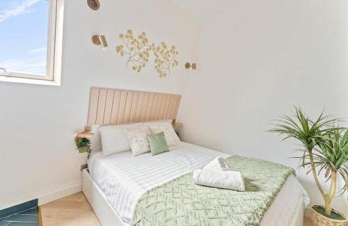 Neuilly-sur-Seine Apartamento | Beautiful Studio Metro and Paris at Your Door