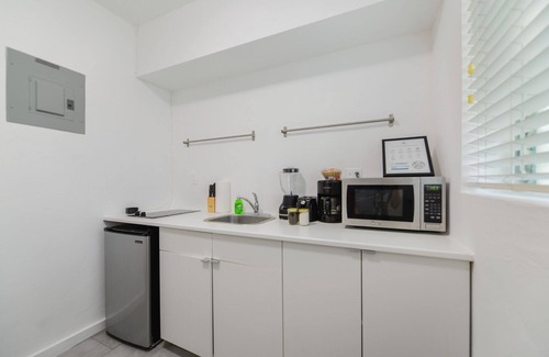 Northeast Miami Apartamento | Beautiful Studio 15 min from the beach
