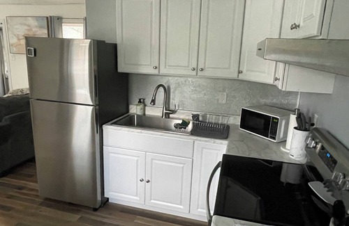 Northampton Apartamento | Beautiful studio apartment close to downtown Northampton!