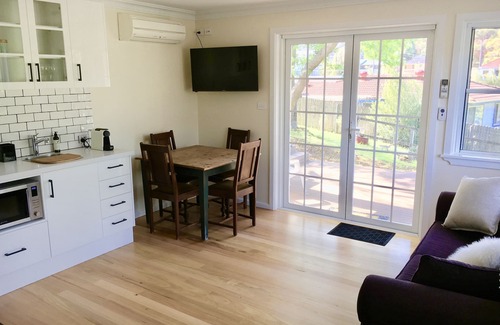 Kiama Apartamento | Hermoso estudio en el centro de Kiama ... ¡Tu frondoso oasis a solo 2 minutos de la playa!