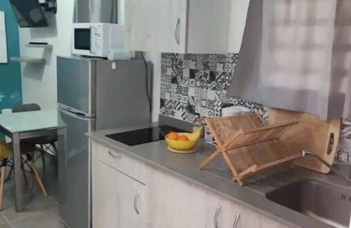 Les Abymes Apartamento | Beautiful studio near the marina (#2)
