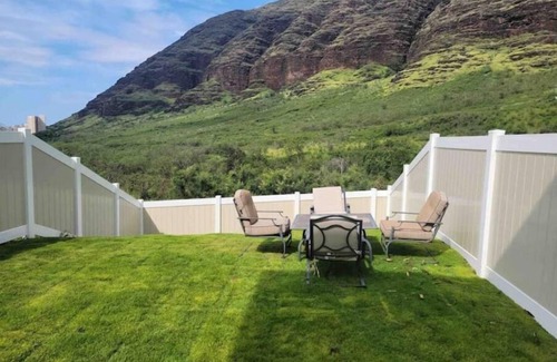 Makaha Valley Apartamento | Beautiful Studio Nestled in the Mountains of Makaha Valley