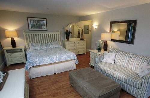 Edgecomb Apartamento | Beautiful studio unit at resort, sleeps 4