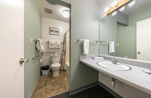 Truckee Apartamento | Beautiful Studio W/Kitchenette #134 at Donner Lake Village