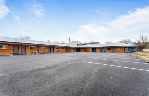 Indian Point Condominio | Beautiful Studio with Resort Style Amenities!