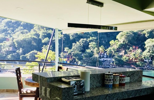 Boca de Tomatlán Casa | Beautiful Suite With a Full Kitchen With Amazing Views of the Beach, and Forest