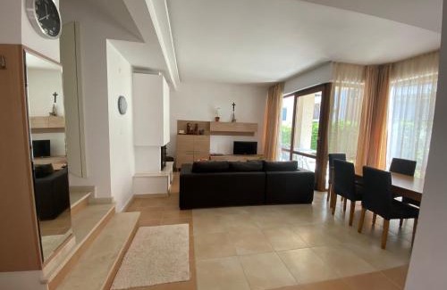 Byala Casa | Beautiful Sun Village with sea view