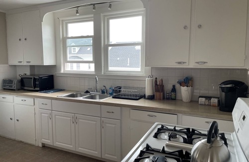 Salem Apartamento | Beautiful Sunny Apartment in Salem