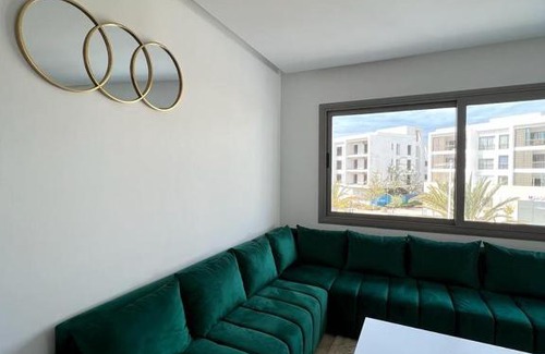 Bab al-Bahr Apartamento | Beautiful sunny apartment with swim pool in Marina