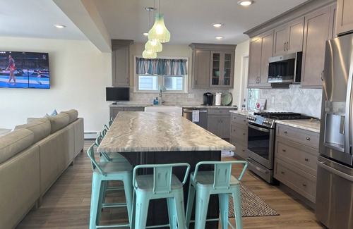 Ortley Beach Casa | Beautiful Sunrise - 5 Bedroom, 4 Bath- Oceanfront - Fully Renovated 2024