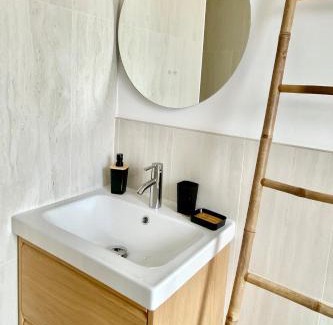 Madeleine - Saint-Leonard Apartamento | Beautiful T2 Tastefully Renovated Terrace - Madeleine