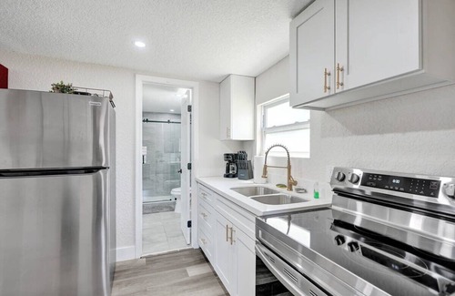 West Little River Casa | Beautiful three bedroom Located near Wynwood
