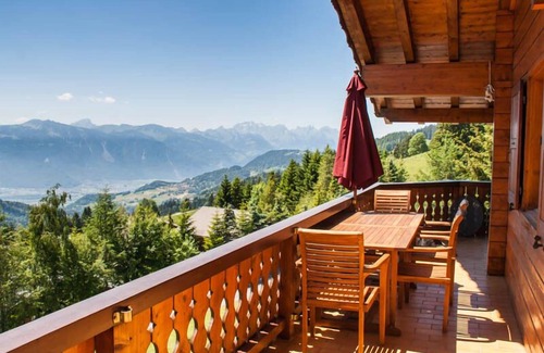 Barboleusaz Apartamento | Hermosa, planta alta, admite mascotas, apartamento pista del lado con unas vistas impresionantes