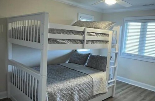 Dennisville Casa | Beautiful Townhome in Northend of Sea Isle