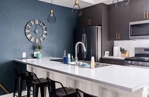 Lakewood Casa | Beautiful Townhome - close to downtown Denver and Red Rocks