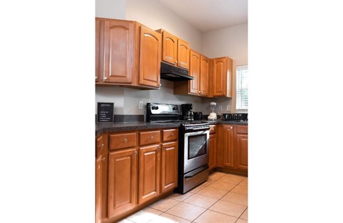 Tampa Casa | Beautiful Townhome Near Hard Rock Casino!