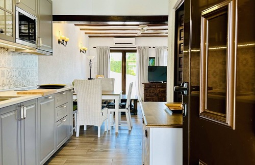 Els Poblets Casa | Recientemente renovado, acogedora casa de campo, 3 dormitorios, piscina, jardín