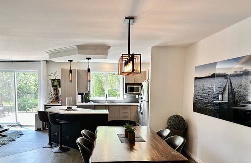Brossard Casa | Beautiful Townhouse F1 GRAND PRIX WEEKEND ONLY in MONTREAL