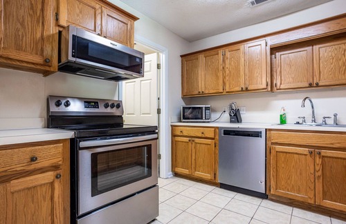 Sumter County Casa | Beautiful Townhouse Near Shaw AFB