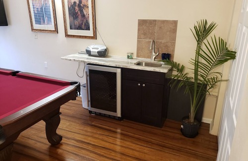 Grenloch Casa | Beautiful Townhouse near Philly Stadiums and Atlantic City