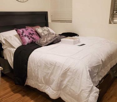 Downsview Apartamento | Beautiful Townhouse Near Yorkdale Mall, Wilson Subway