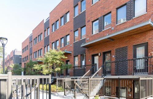 Downsview Apartamento | Beautiful Townhouse Near Yorkdale Mall, Wilson Subway