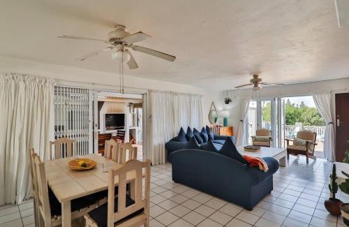 Pennington Casa | Beautiful Tropical Beach Haven