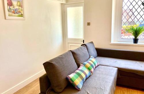 Margam Casa | Beautiful Two Bedroom Cottage