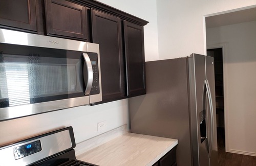 Spring Casa | Beautiful two bedroom home w/ patio, backyard & garage