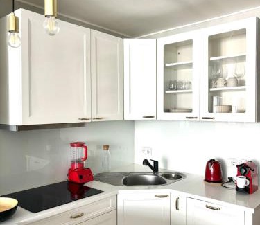 Hollerich Apartamento | Beautiful Two Bedroom Apartment in Luxembourg City Center