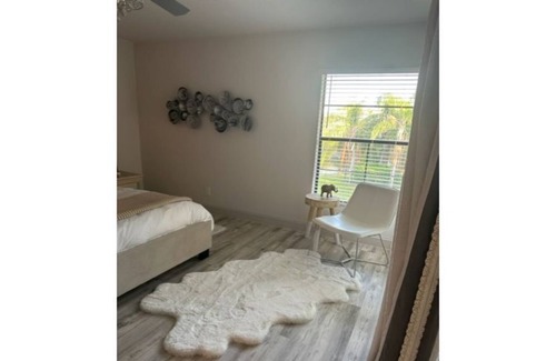 Palm River Estates Condominio | Beautiful two bedrooms two bathrooms 5 minutes to the beach