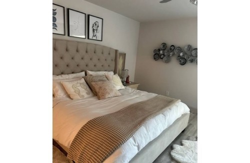 Palm River Estates Condominio | Beautiful two bedrooms two bathrooms 5 minutes to the beach