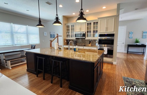 Avalon by the Sea Casa | Beautiful two-story single family beach home with a private pool and ocean views