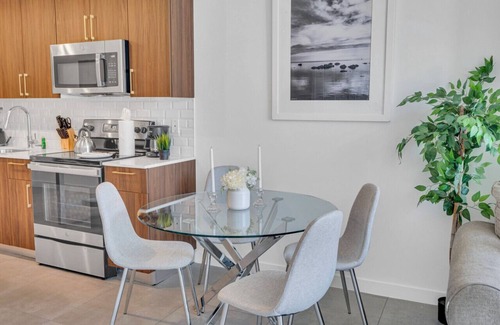 Overtown Apartamento | Beautiful Unit with Amazing View Free Parking